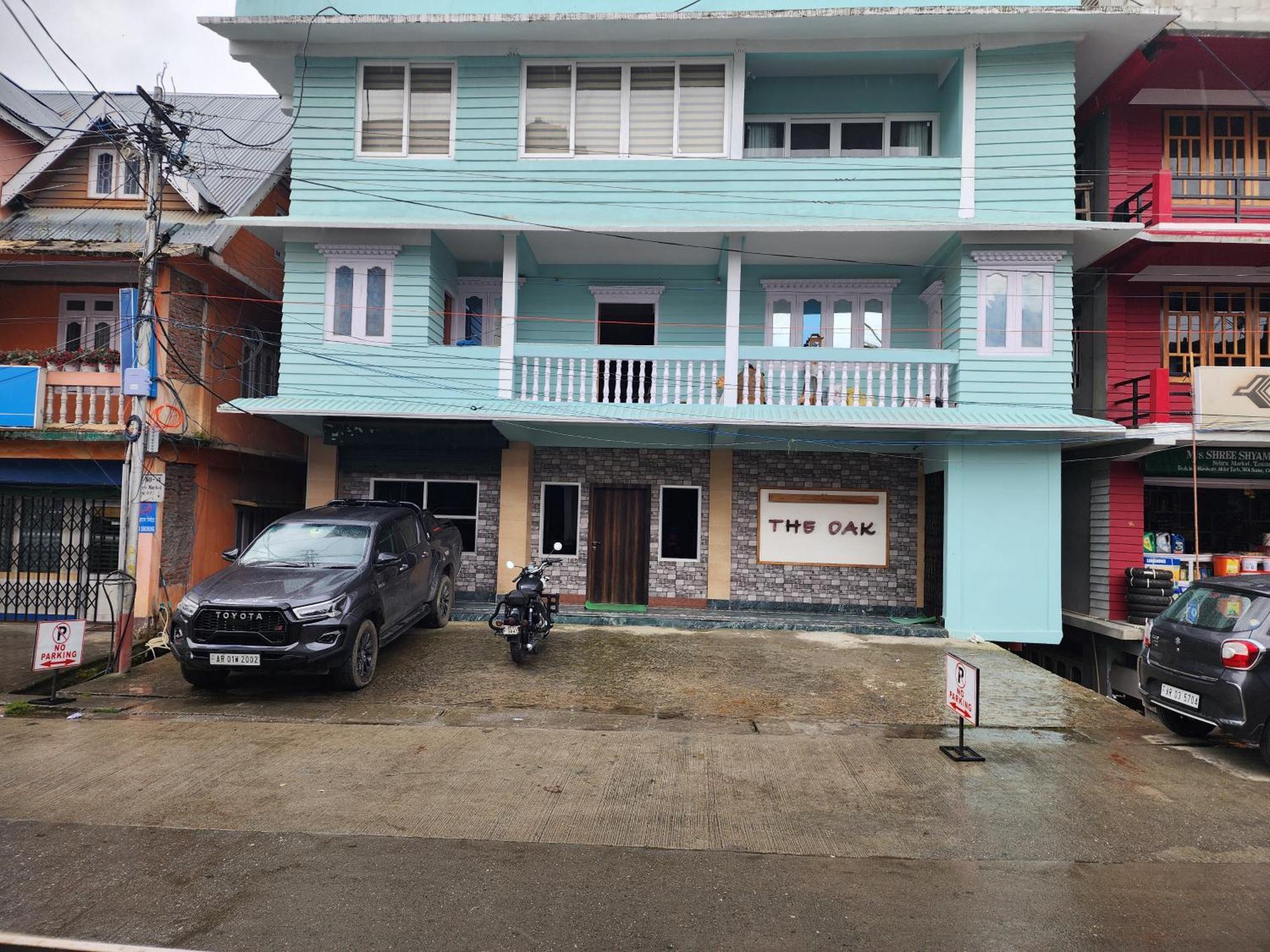 Hotel The Oak Tawang Exterior foto